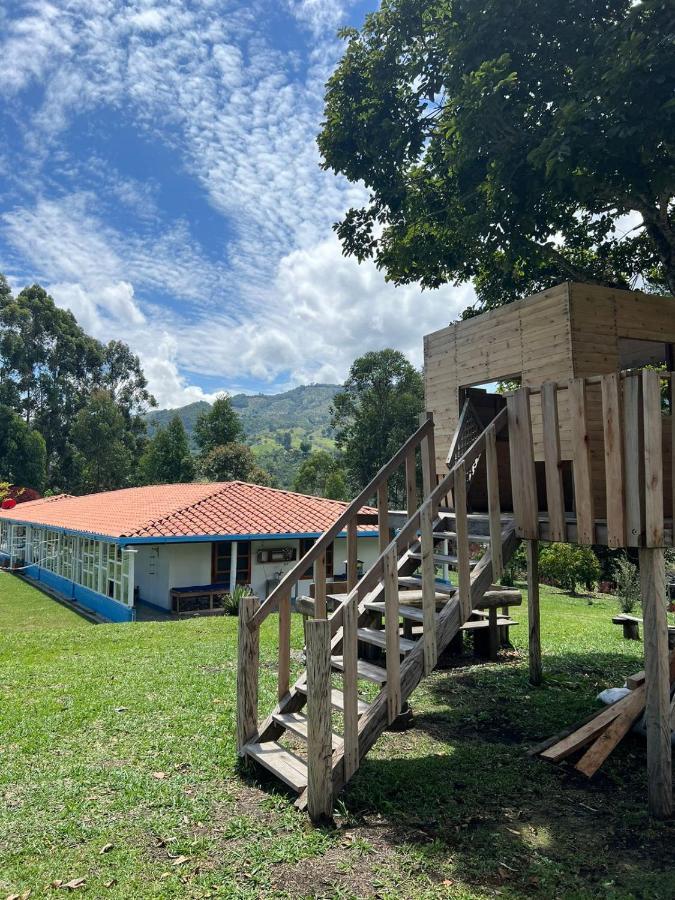 Spanglish Colombia Hotel Jericoc  Exterior photo